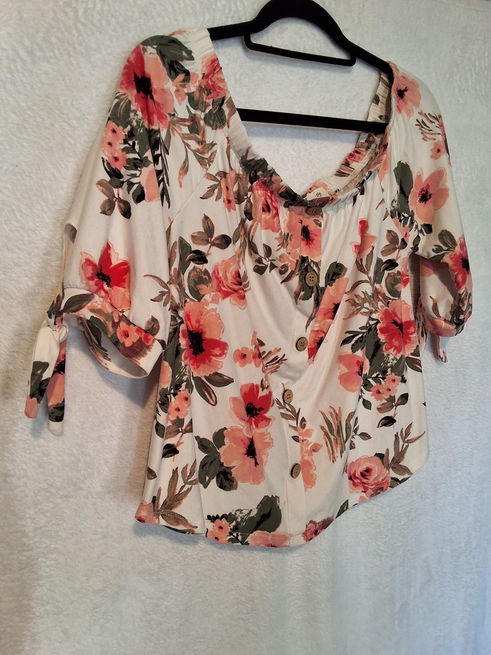 Floral Cream Off-Shoulder Button Blouse with Peach Blooms